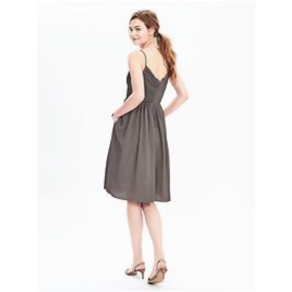 Banana Republic | Strappy Crossover Vee Dress - Picture 5 of 7